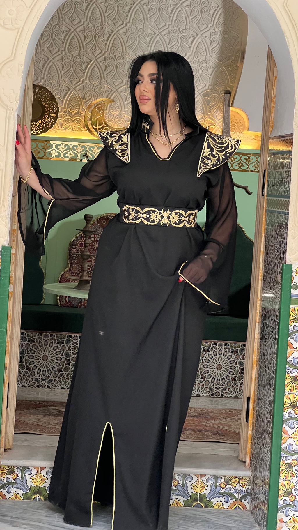 👑 قفطان الأناقة الملكية