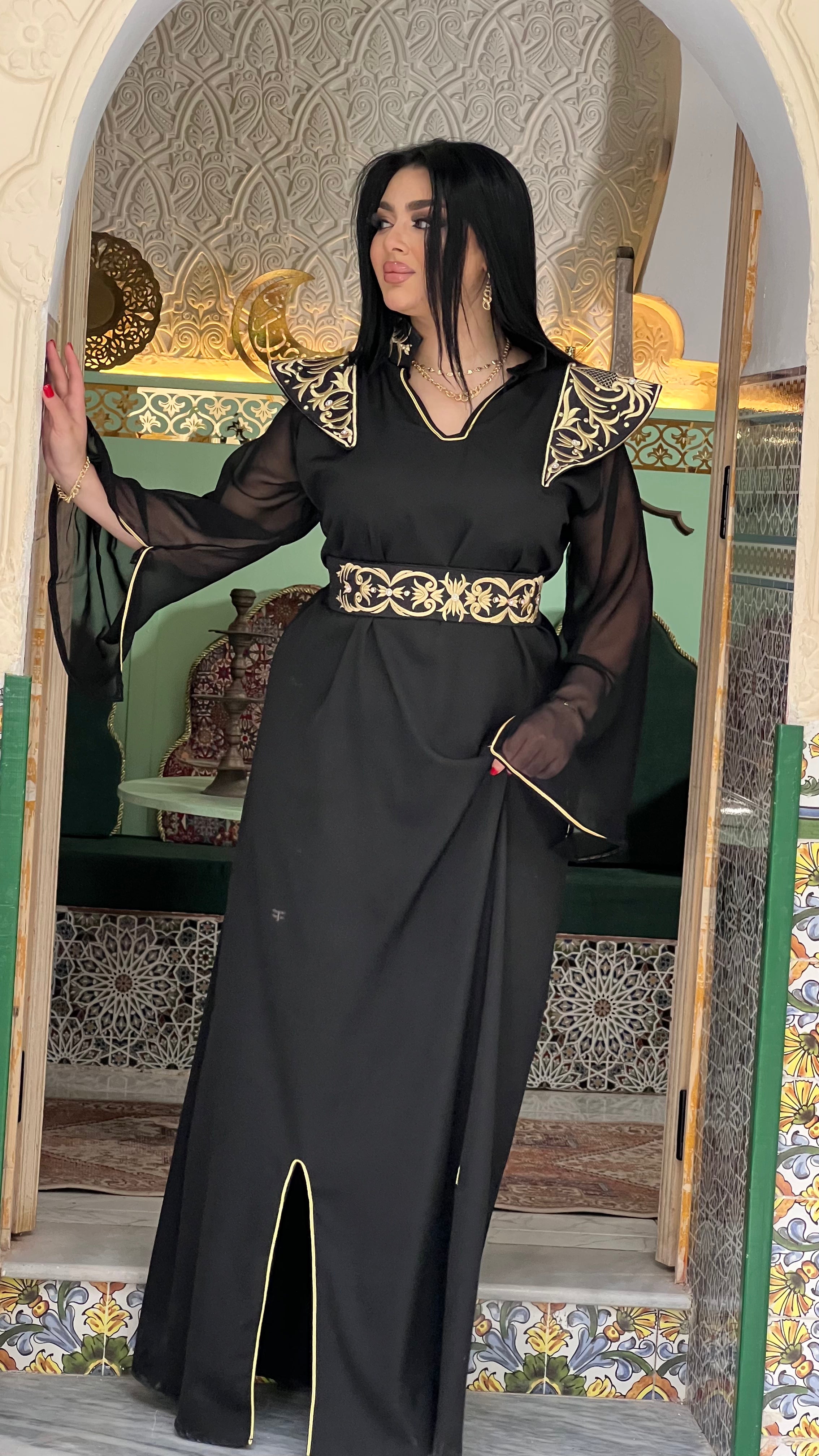 👑 قفطان الأناقة الملكية