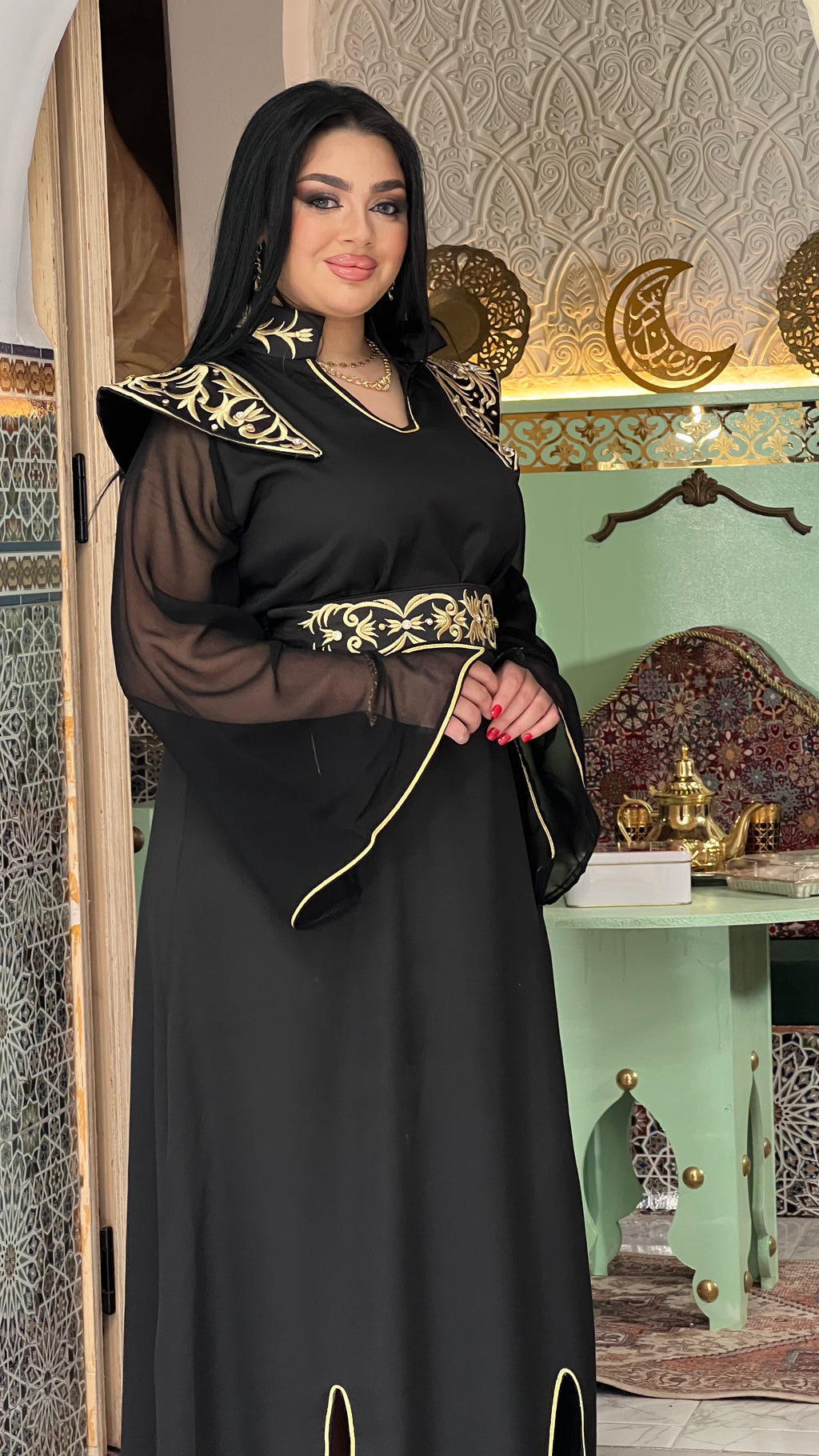 👑 قفطان الأناقة الملكية