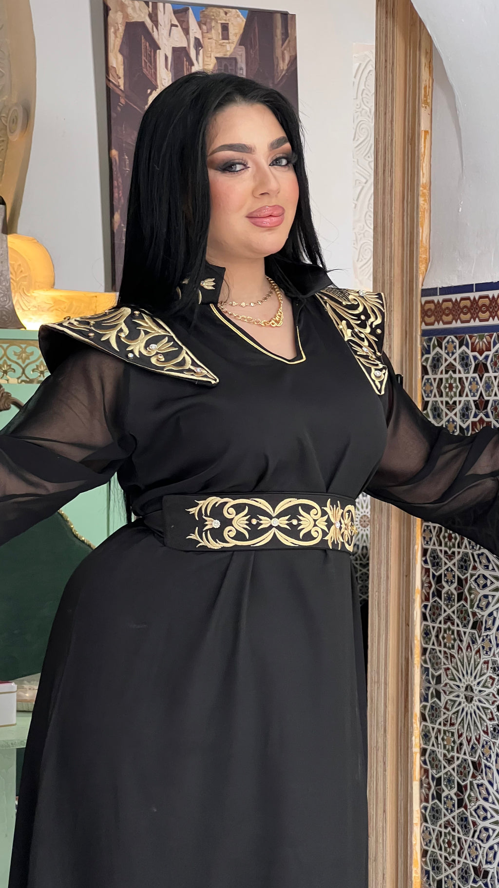 👑 قفطان الأناقة الملكية