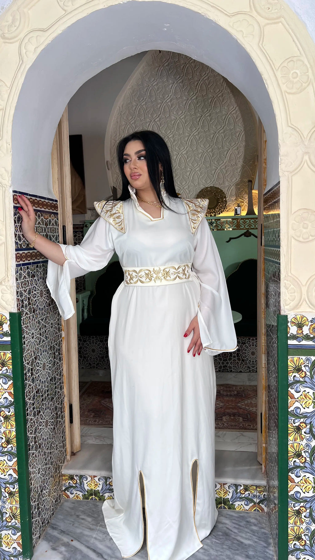 👑 قفطان الأناقة الملكية