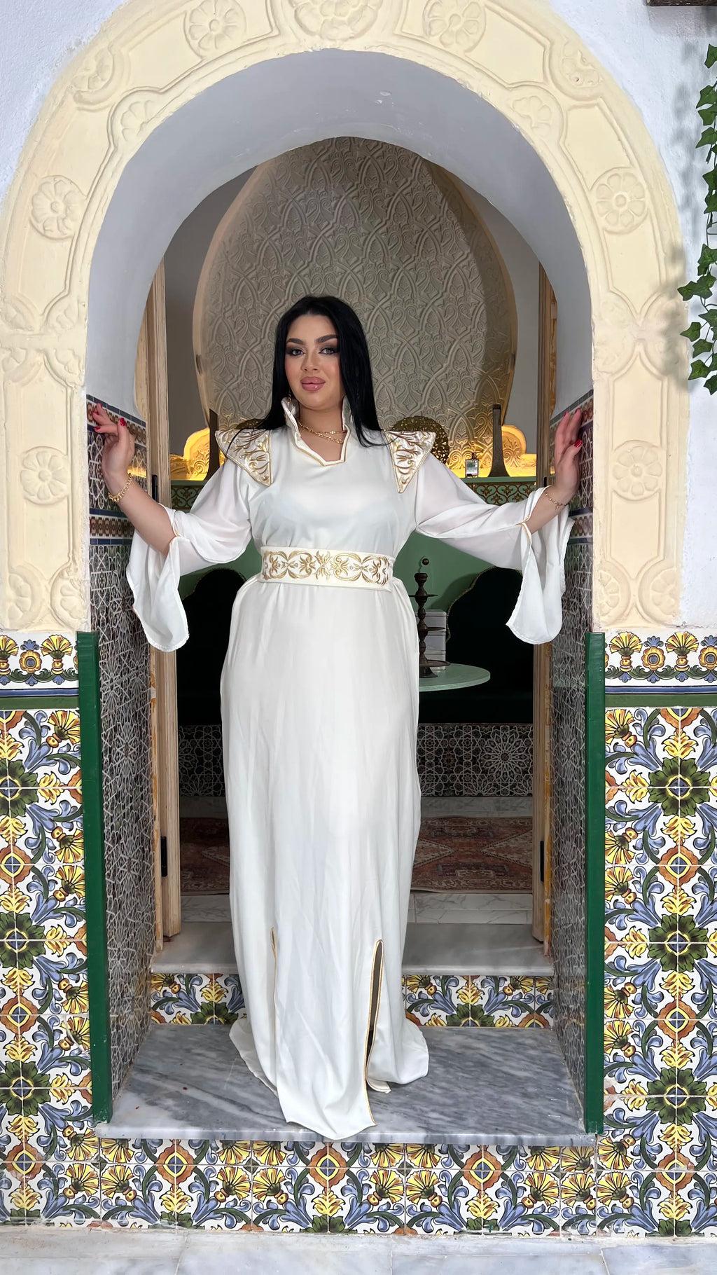 👑 قفطان الأناقة الملكية