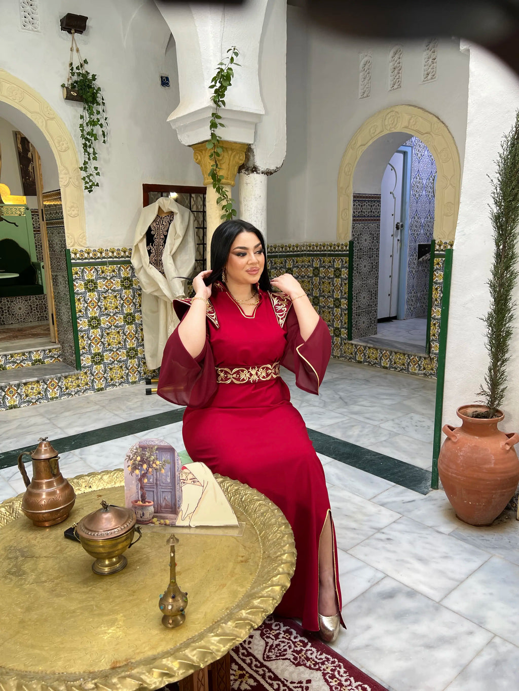 👑 قفطان الأناقة الملكية