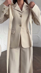 Opale beige - détail boutons dorés
